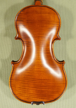Antiqued 1/8 PROFESSIONAL GAMA Super One Piece Back Violins * GC4238